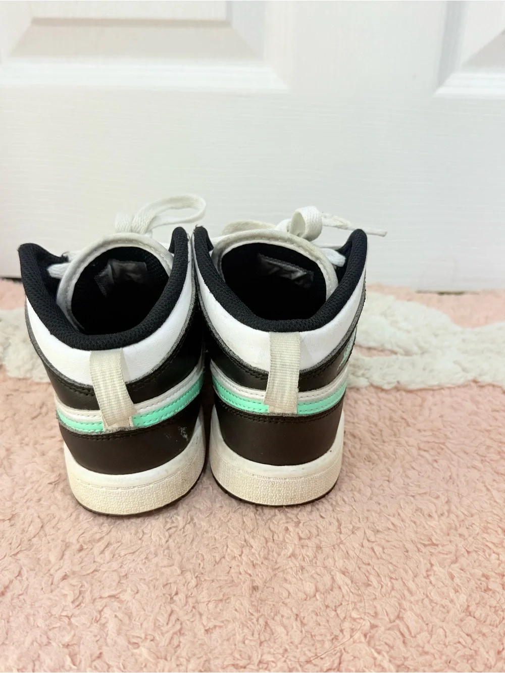 Nike Kids Black, White & Mint High-Top Sneakers